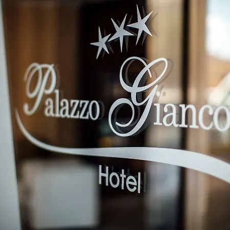 Palazzo Giancola 3*