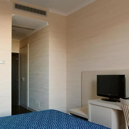 מלון Palazzo Giancola 3*