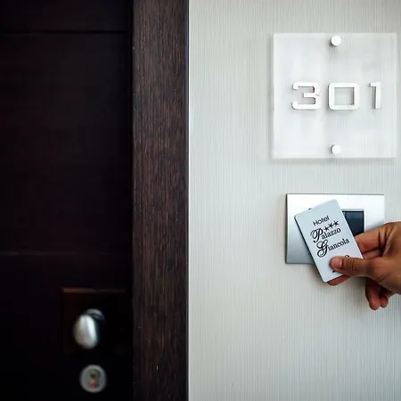 Palazzo Giancola מלון סן סברו