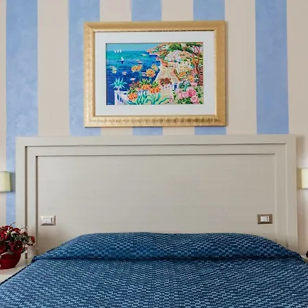 Palazzo Giancola מלון 3*